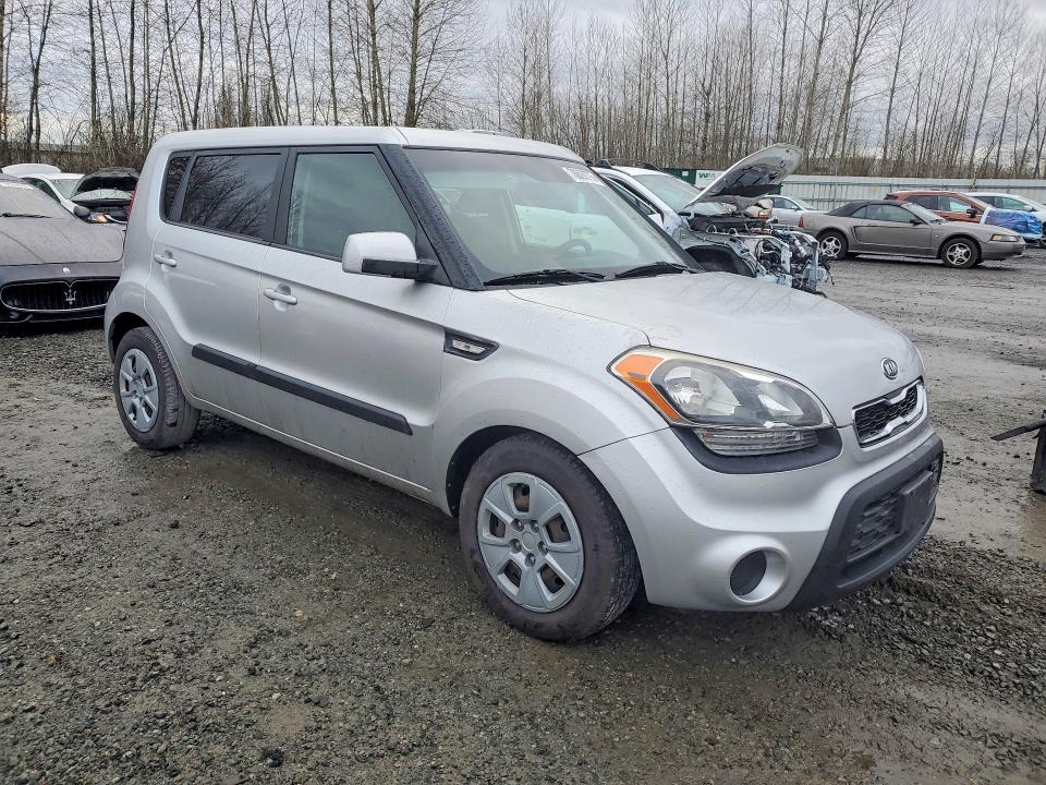 Фото 4 с аукциона – 2012 KIA SOUL с VIN KNDJT2A5XC7467360