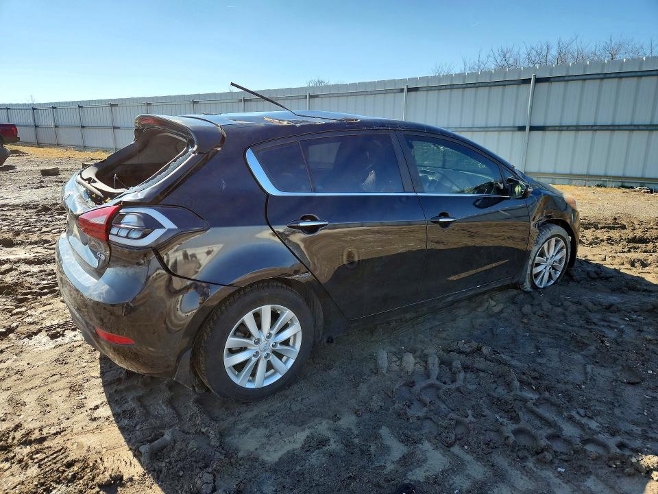 Photo 3 from auction – 2015 KIA FORTE with VIN KNAFX5A83F5358094