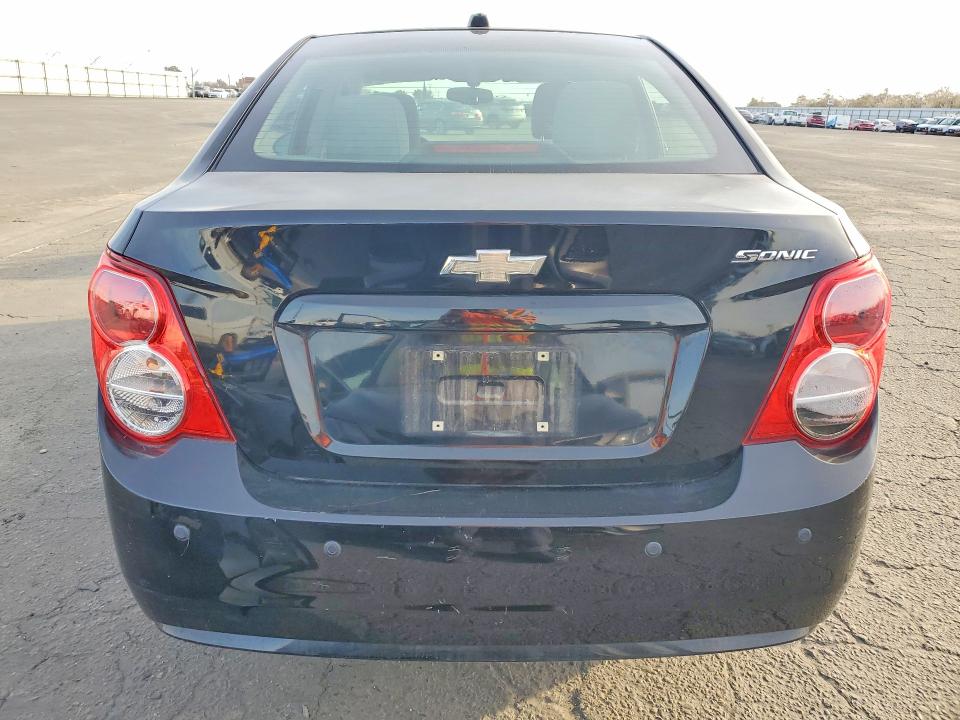 Photo 6 from auction – 2016 CHEVROLET SONIC with VIN 1G1JA5SG2G4167481