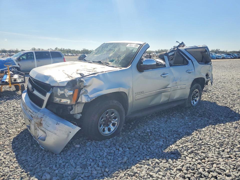 Photo 1 from auction – 2013 CHEVROLET TAHOE with VIN 1GNSKCE07DR283437