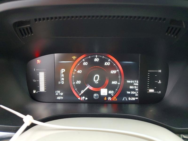 Photo 9 from auction – 2018 VOLVO XC60 T6 MO with VIN YV4A22RKXJ1010994