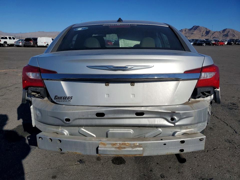 Photo 6 from auction – 2012 CHRYSLER 200 LX with VIN 1C3CCBAB9CN104269