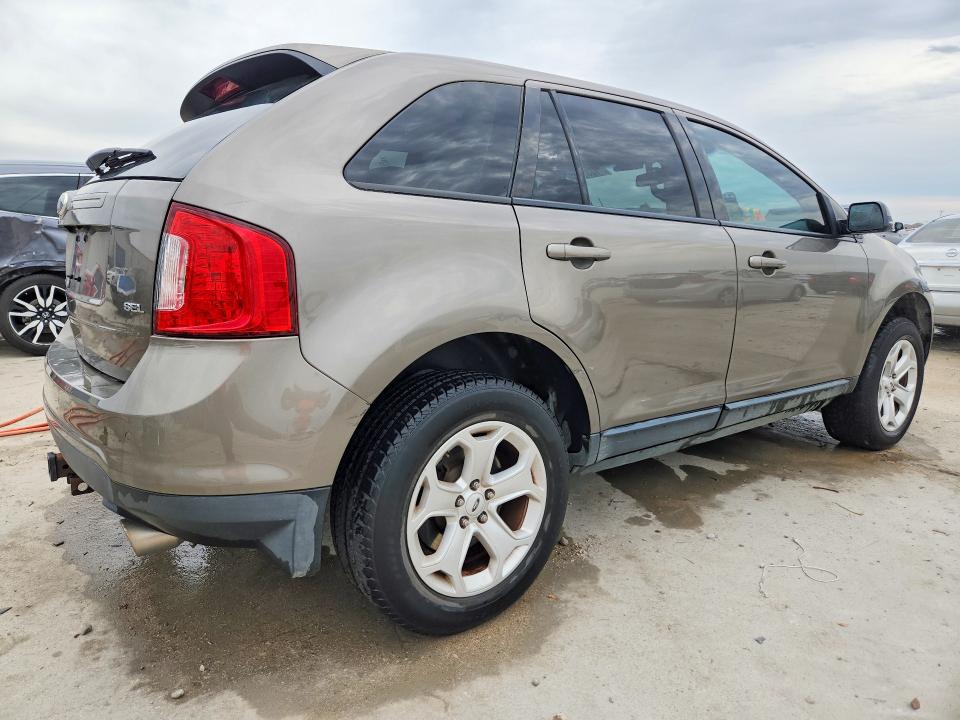 Photo 3 from auction – 2014 FORD EDGE SEL with VIN 2FMDK3JC5EBA05623