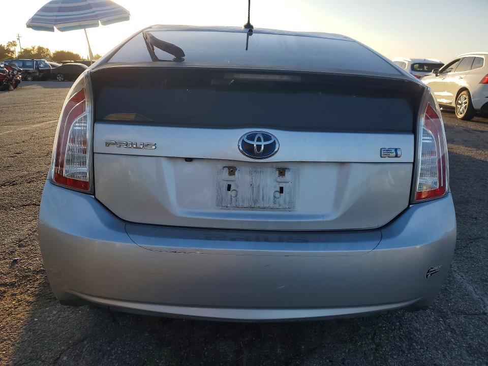 Photo 6 from auction – 2012 TOYOTA PRIUS with VIN JTDKN3DU2C1525407