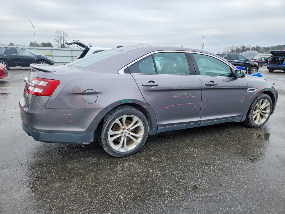 Photo 3 from auction – 2013 FORD TAURUS with VIN 1FAHP2E80DG169155