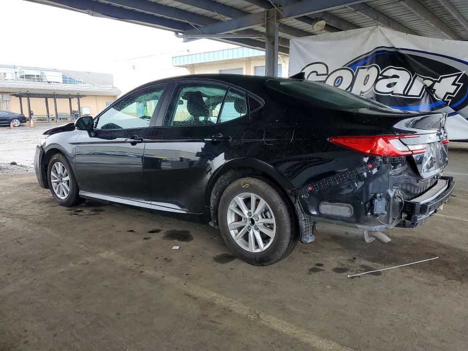 Photo 2 from auction – 2025 TOYOTA CAMRY with VIN 4T1DAACK5SU579026