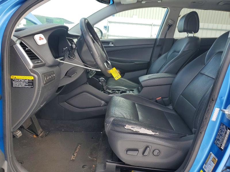 Photo 7 from auction – 2017 HYUNDAI TUCSON with VIN KM8J33A28HU390357