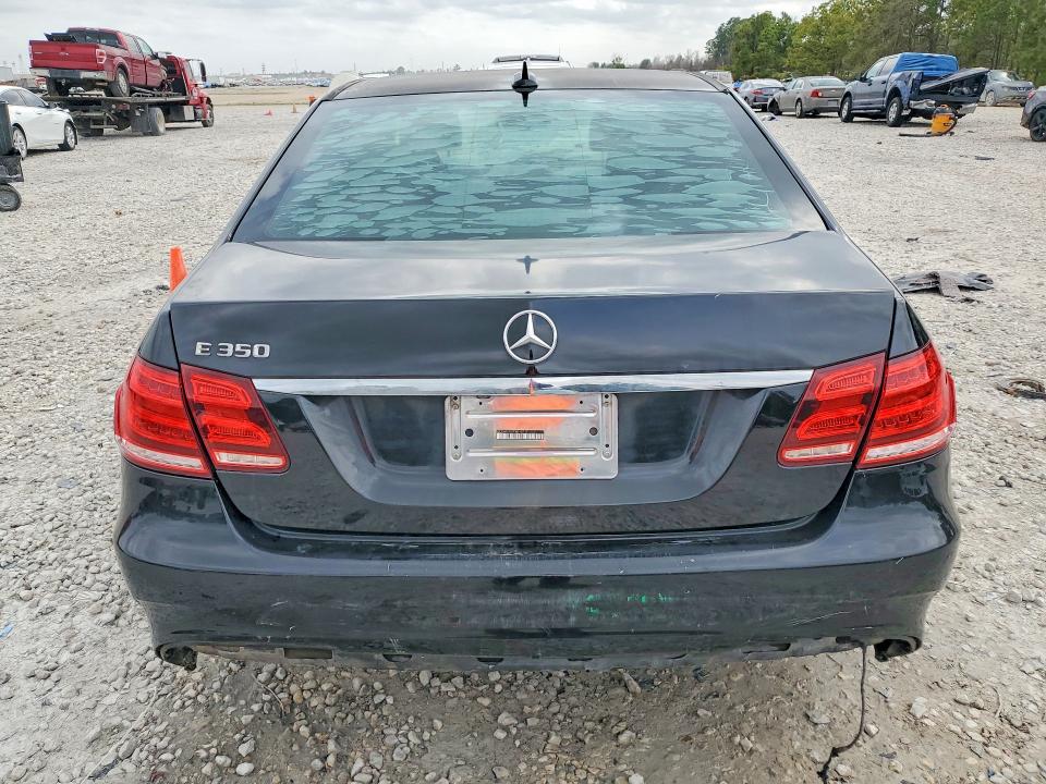 Photo 6 from auction – 2014 MERCEDES-BENZ E with VIN WDDHF5KB7EB010717