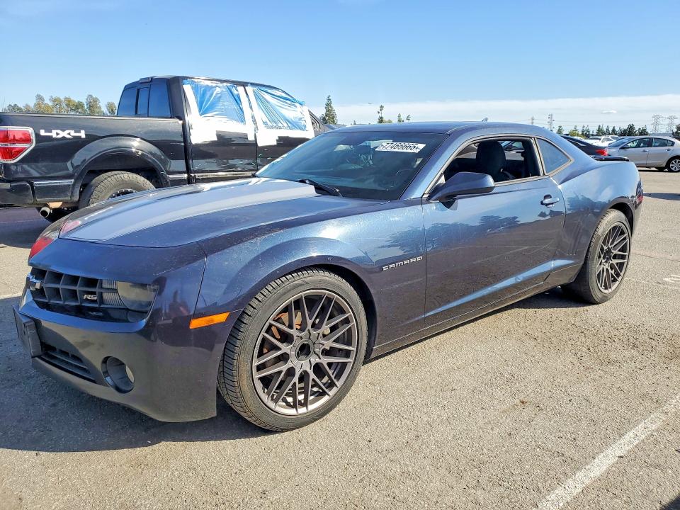 CHEVROLET CAMARO 2013 with VIN 2G1FB1E32D9135479 - Photo from auction