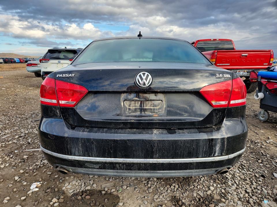 Photo 6 from auction – 2013 VOLKSWAGEN PASSAT SEL with VIN 1VWCM7A38DC071550
