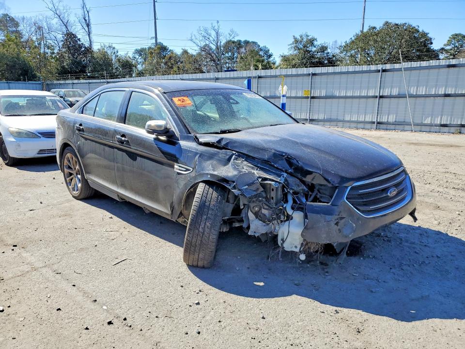 Photo 4 from auction – 2017 FORD TAURUS with VIN 1FAHP2F84HG125972