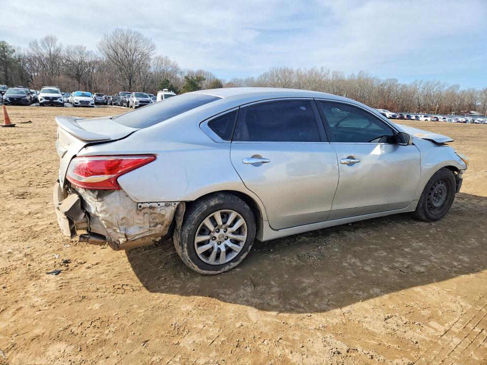 Photo 3 from auction – 2013 NISSAN ALTIMA 2.5 with VIN 1N4AL3AP1DC274181