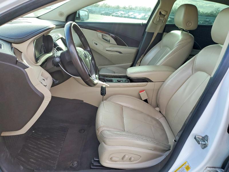 Photo 7 from auction – 2016 BUICK LACROSSE with VIN 1G4GB5G30GF132703