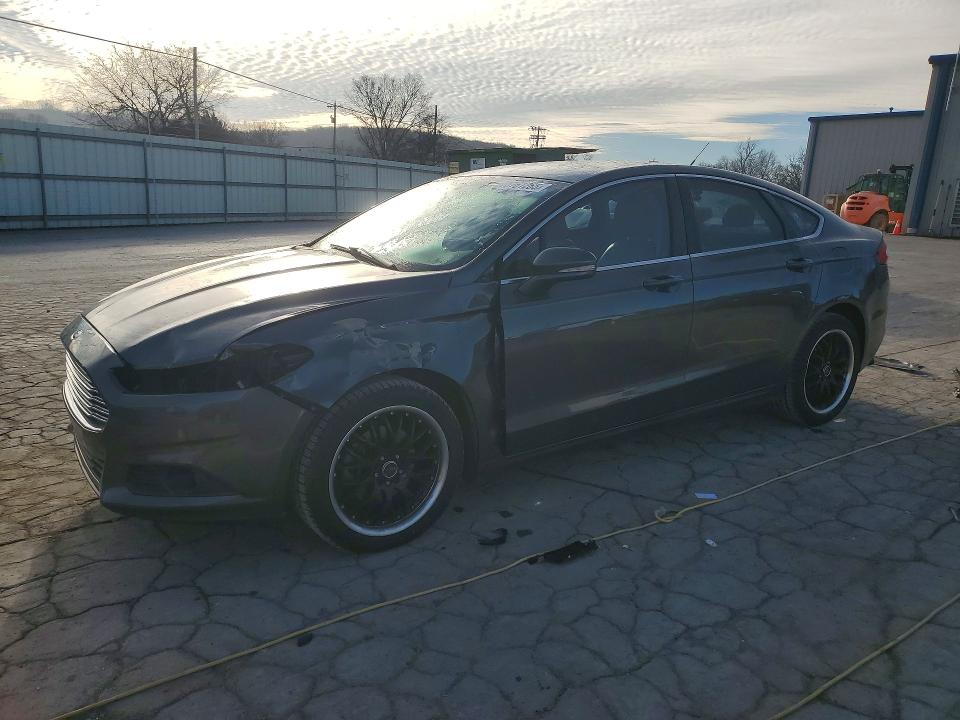 FORD FUSION 2016 with VIN 3FA6P0H92GR266273 - Photo from auction