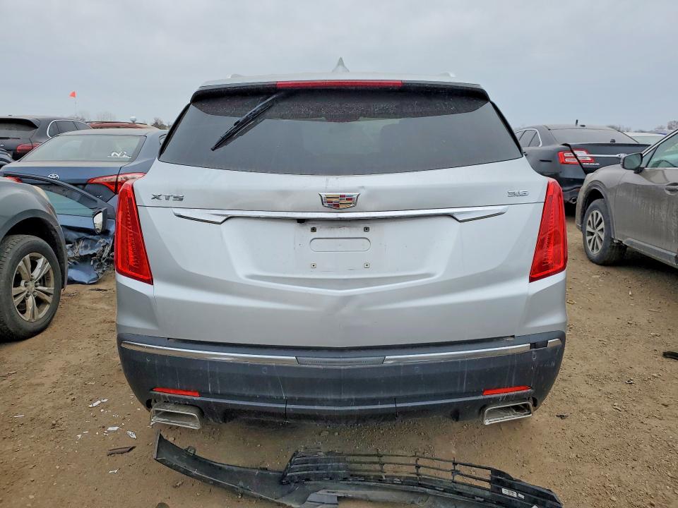 Photo 6 from auction – 2018 CADILLAC XT5 with VIN 1GYKNARS1JZ110633