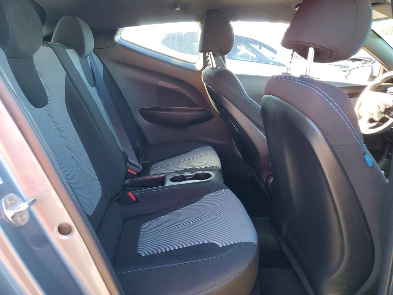 Photo 11 from auction – 2019 HYUNDAI VELOSTER with VIN KMHTG6AF0KU011697