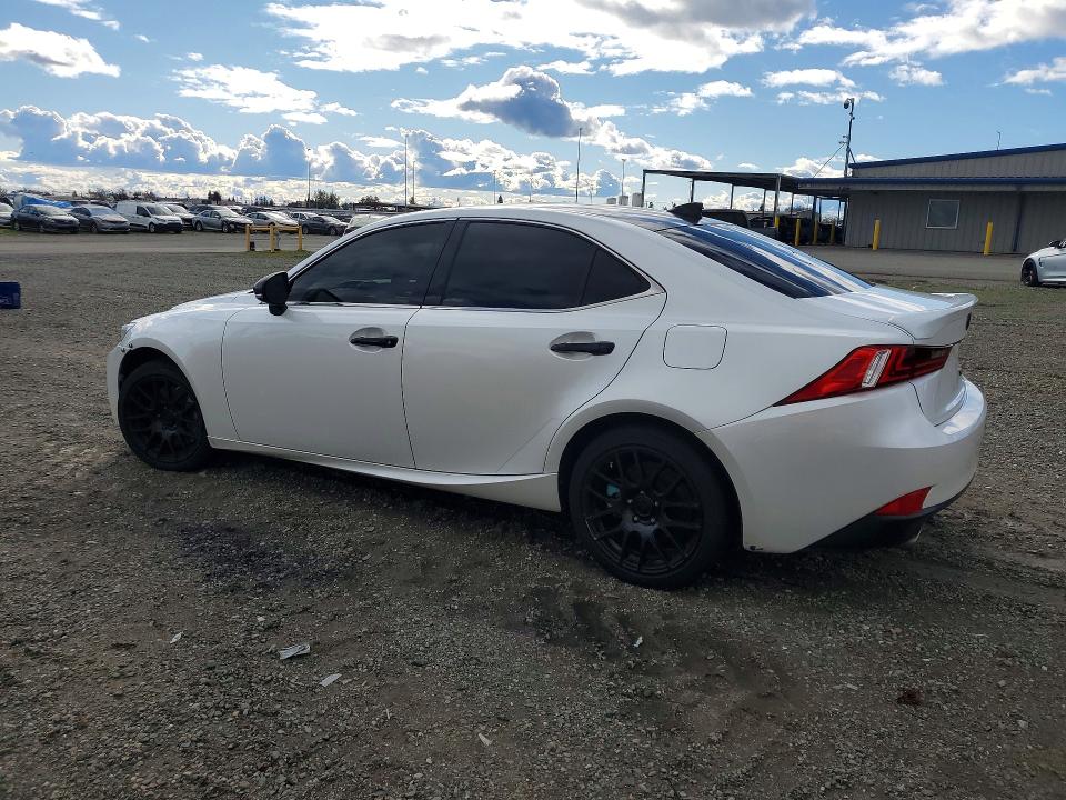 Photo 2 from auction – 2016 LEXUS IS 200T with VIN JTHBA1D27G5007210