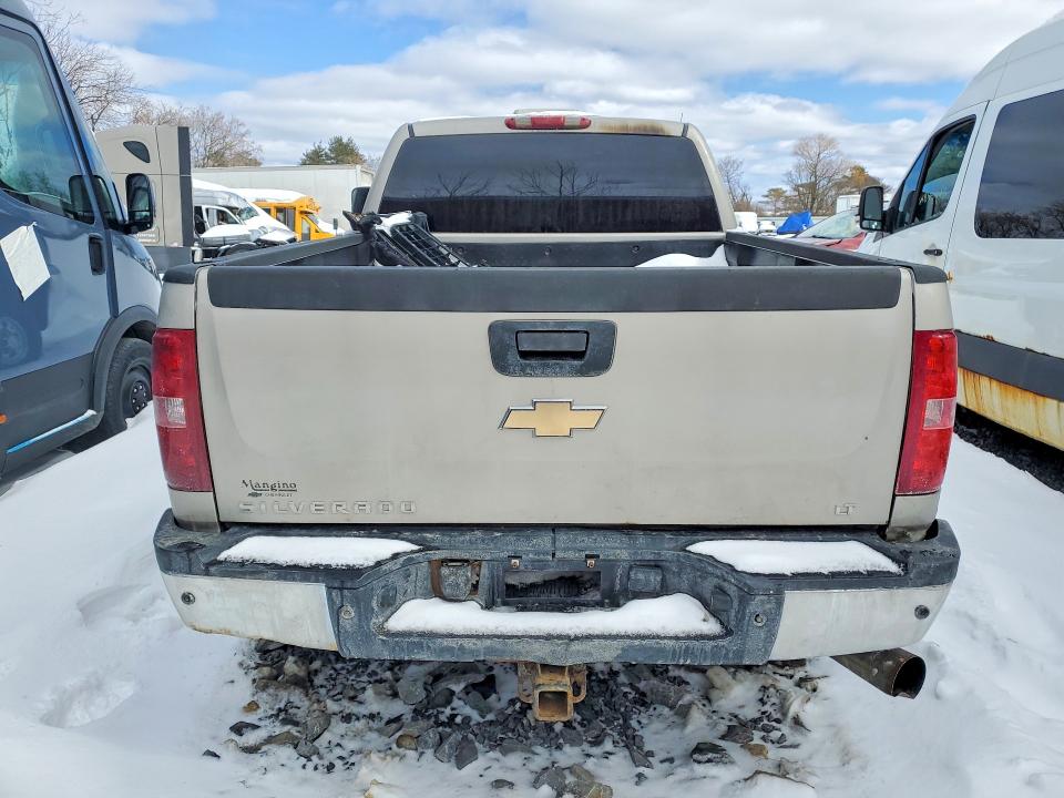 Photo 6 from auction – 2008 CHEVROLET SILVERADO with VIN 1GCHK29618E173508