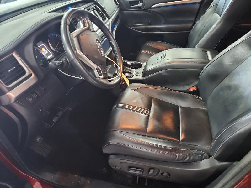 Photo 7 from auction – 2018 TOYOTA HIGHLANDER with VIN 5TDJZRFH3JS545412
