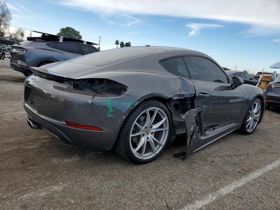 Photo 3 from auction – 2024 PORSCHE CAYMAN with VIN WP0AA2A84RK255950