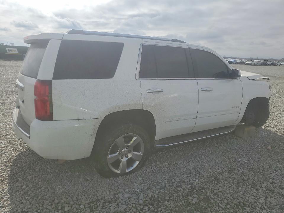 Photo 3 from auction – 2015 CHEVROLET TAHOE with VIN 1GNSKCKC0FR284351