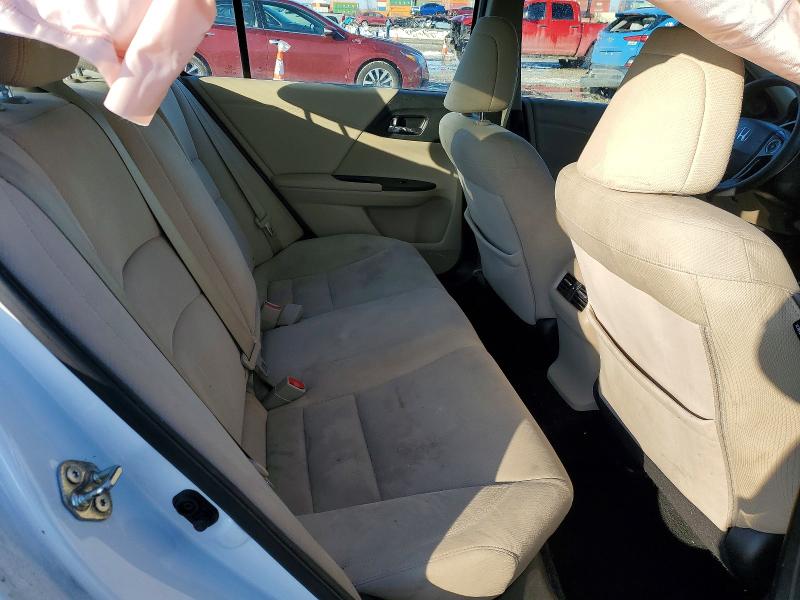 Photo 10 from auction – 2016 HONDA ACCORD with VIN 1HGCR2F75GA034007