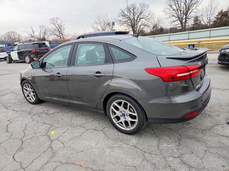 Photo 2 from auction – 2015 FORD FOCUS with VIN 1FADP3F2XFL280658