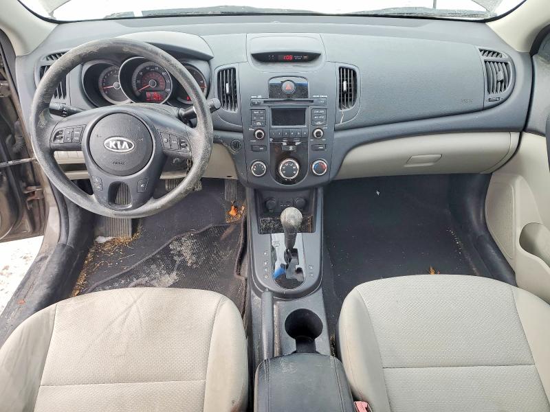 Photo 8 from auction – 2010 KIA FORTE with VIN KNAFU4A22A5817512