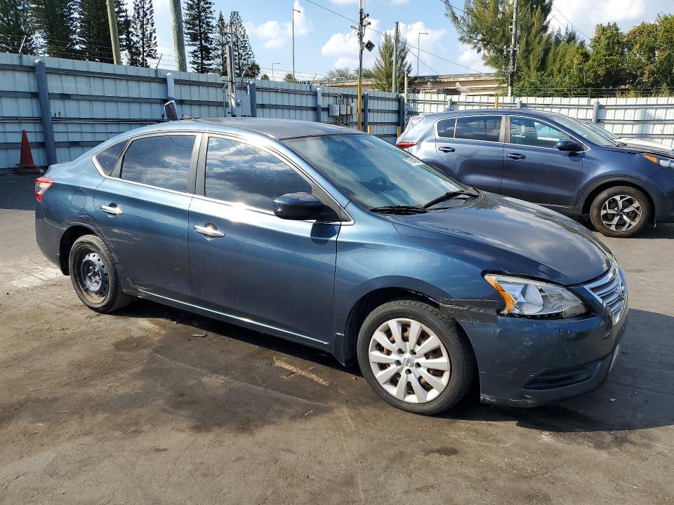 Photo 4 from auction – 2014 NISSAN SENTRA with VIN 1N4AB7AP6EN852176