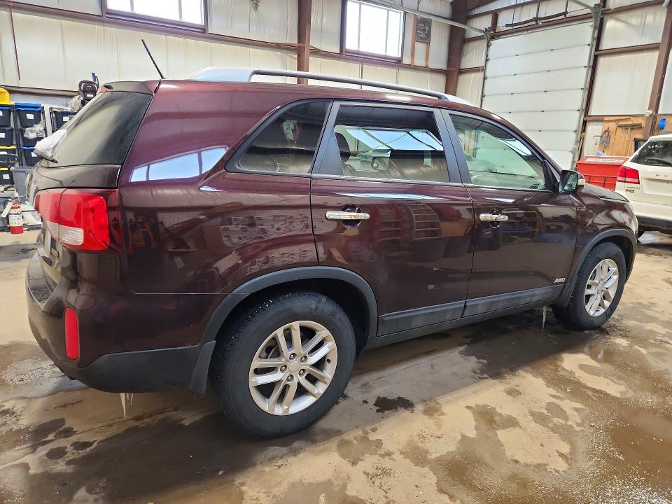 Photo 3 from auction – 2014 KIA SORENTO with VIN 5XYKTDA79EG501506