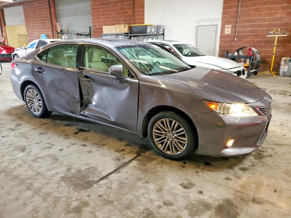 Photo 4 from auction – 2013 LEXUS ES with VIN JTHBK1GG0D2064785