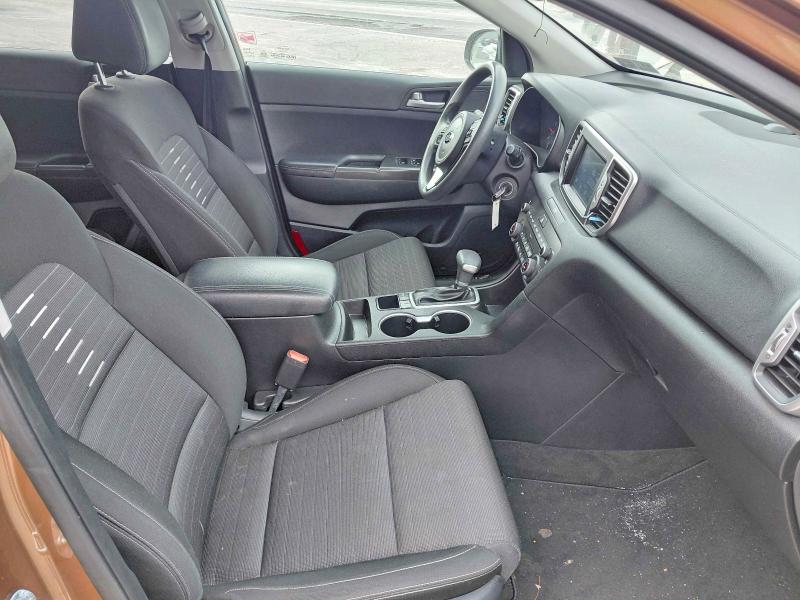 Photo 5 from auction – 2017 KIA SPORTAGE with VIN KNDPMCAC4H7221312