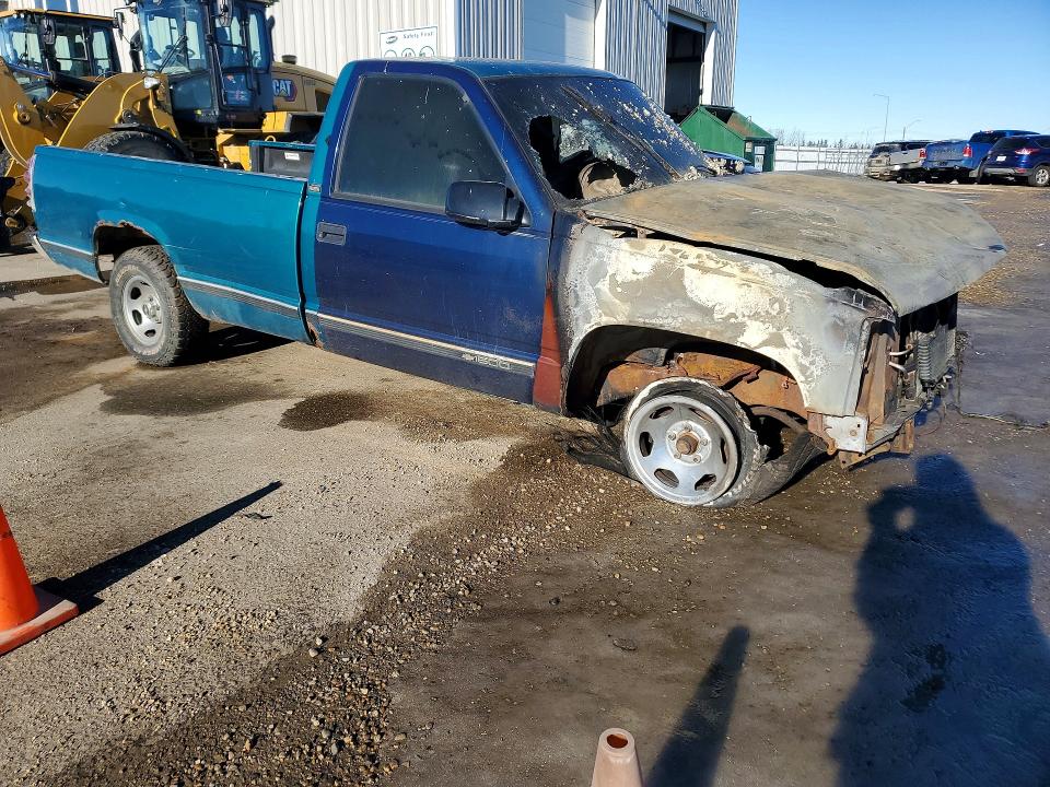 Photo 4 from auction – 1996 CHEVROLET GMT-400 with VIN 1GCEC14R2TZ222857