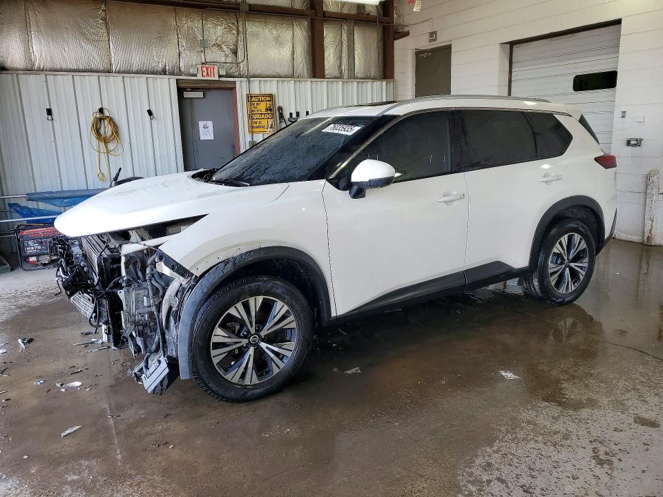 NISSAN ROGUE 2021 with VIN JN8AT3BB3MW227976 - Photo from auction