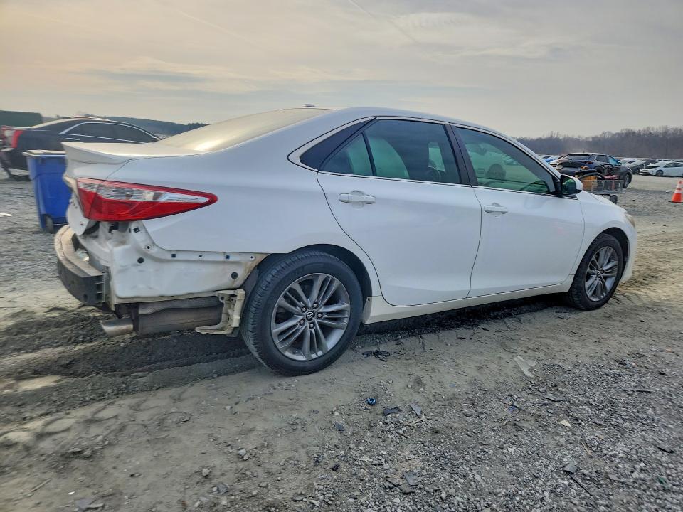 Photo 3 from auction – 2017 TOYOTA CAMRY with VIN 4T1BF1FK8HU314632