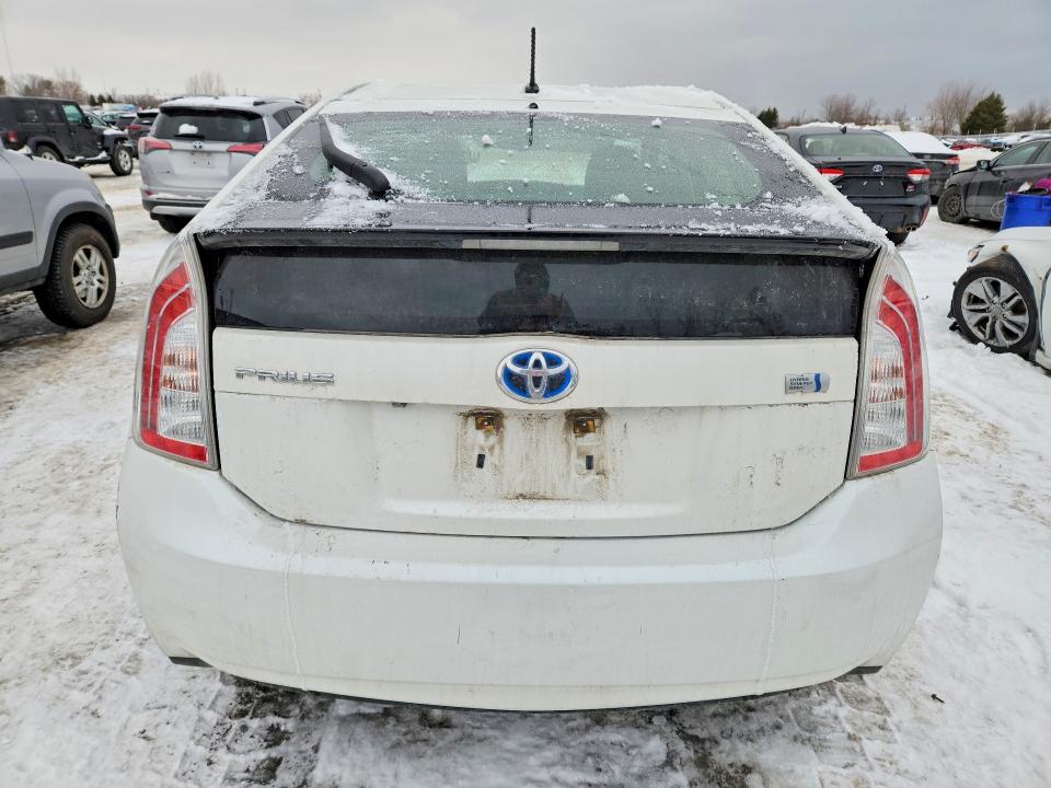 Zdjęcie 6 z aukcji – 2015 TOYOTA PRIUS z VIN JTDKN3DU2F1928193