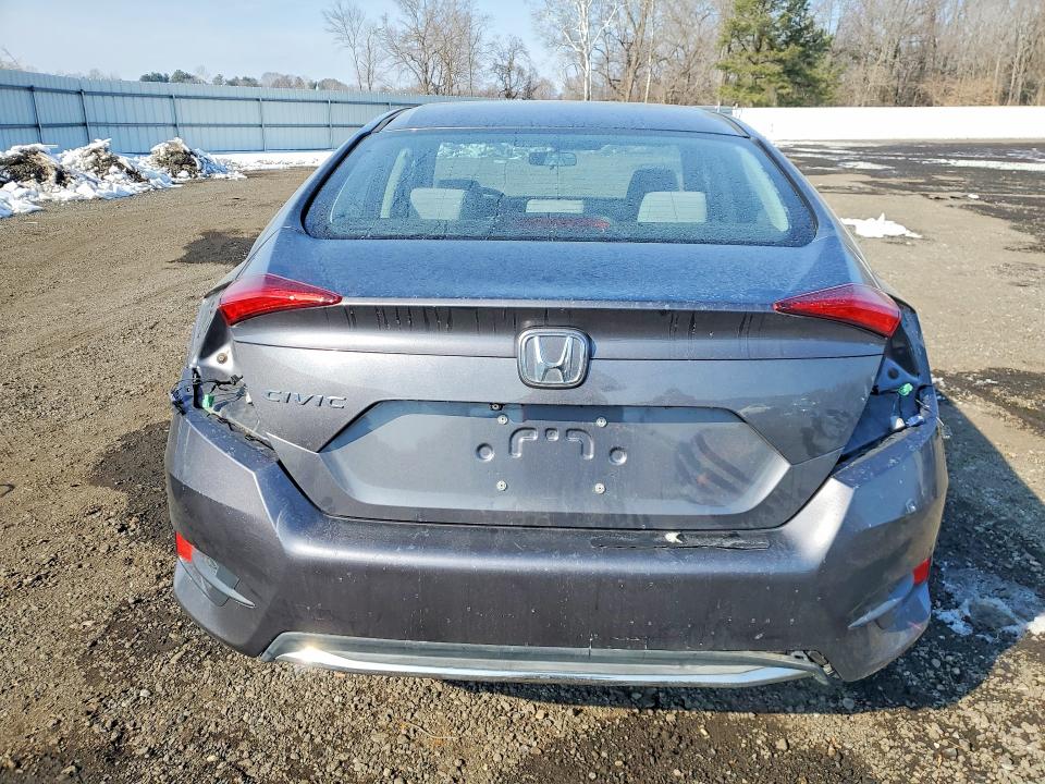 Photo 6 from auction – 2019 HONDA CIVIC with VIN 2HGFC2F61KH519132