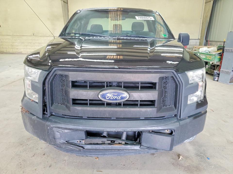 Photo 5 from auction – 2016 FORD F150 with VIN 1FTMF1C87GKE86604