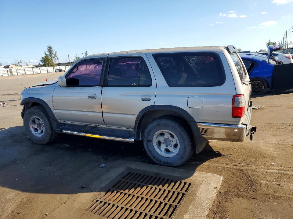 Photo 2 from auction – 1997 TOYOTA 4RUNNER with VIN JT3GN86R7V0041127