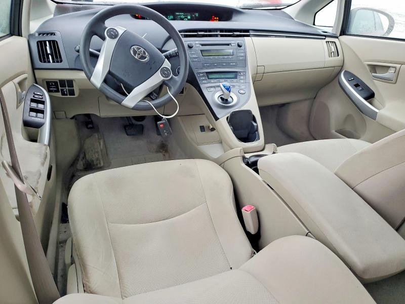 Photo 8 from auction – 2010 TOYOTA PRIUS with VIN JTDKN3DUXA0037597