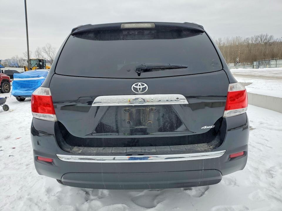 Photo 6 from auction – 2013 TOYOTA HIGHLANDER with VIN 5TDDK3EH5DS258965