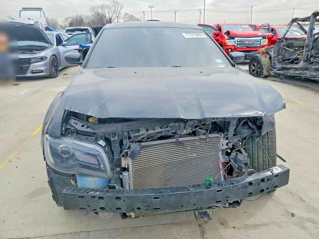 Photo 5 from auction – 2014 CHRYSLER 300 with VIN 2C3CCABTXEH221825
