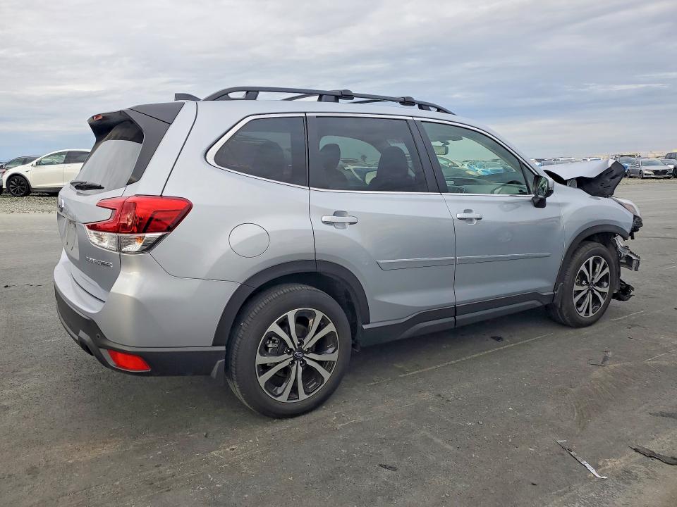 Photo 3 from auction – 2024 SUBARU FORESTER with VIN JF2SKALC9RH489335
