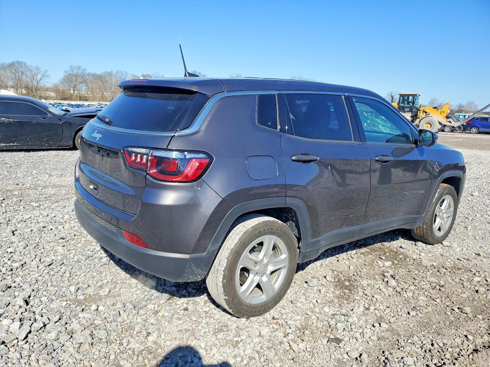 Photo 3 from auction – 2023 JEEP COMPASS with VIN 3C4NJDANXPT563512