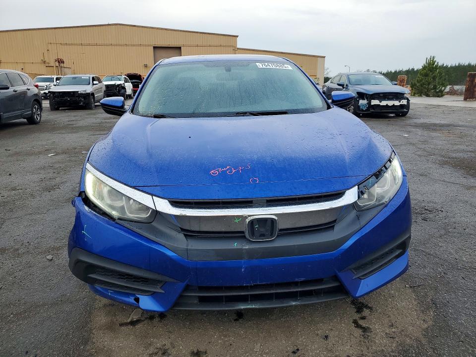 Photo 5 from auction – 2017 HONDA CIVIC LX with VIN 19XFC2F51HE044768