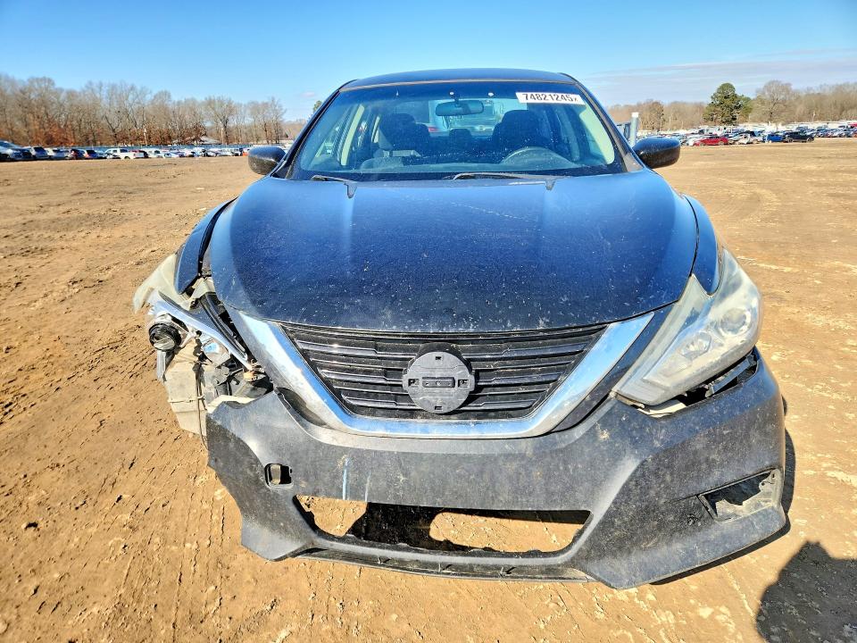 Photo 5 from auction – 2017 NISSAN ALTIMA with VIN 1N4AL3AP4HN321908
