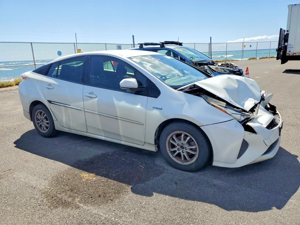 Photo 4 from auction – 2016 TOYOTA PRIUS with VIN JTDKARFU7G3015379