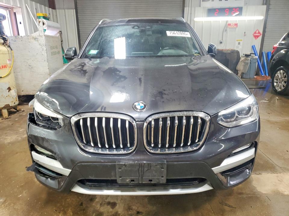 Photo 5 from auction – 2018 BMW X3 XDRIVE3 with VIN 5UXTR9C53JLD64431