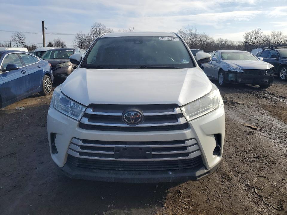 Photo 5 from auction – 2019 TOYOTA HIGHLANDER with VIN 5TDZZRFH5KS319974