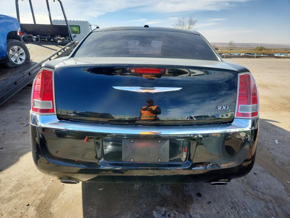 Photo 6 from auction – 2013 CHRYSLER 300 with VIN 2C3CCAAG0DH576814